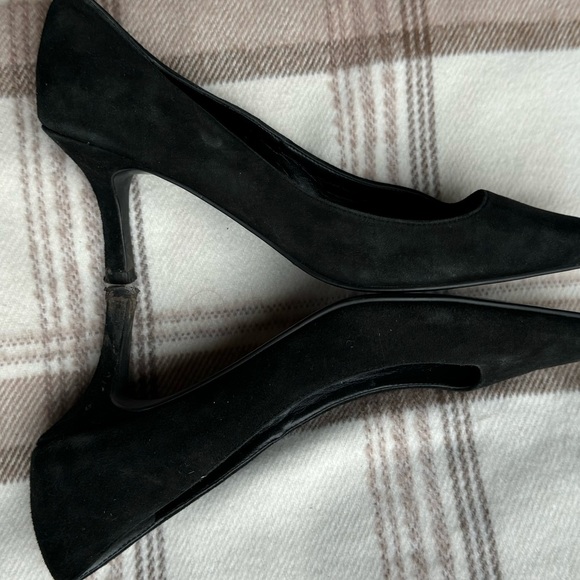 Aldo suede kitten heels | size 7 - Picture 2 of 3